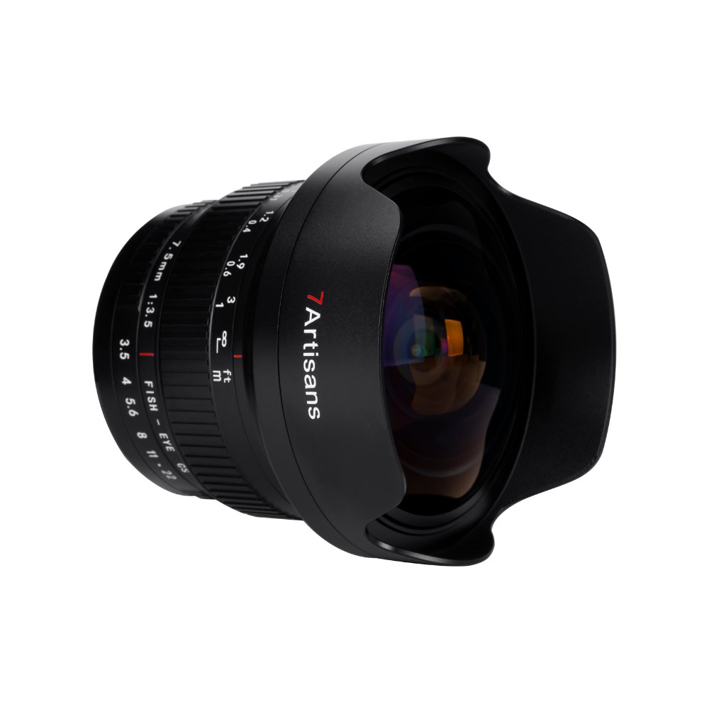 7.5mm f/3.5 ultra wide-angle APS-C DSLR lens for Canon EF/Nikon F